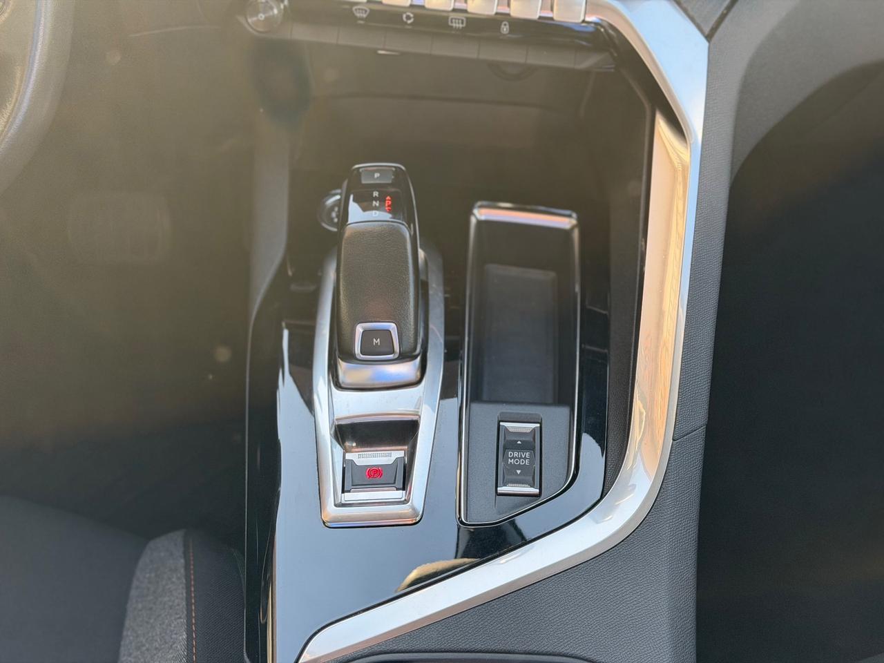 Peugeot 3008 BlueHDi 130 S&S EAT8 Allure