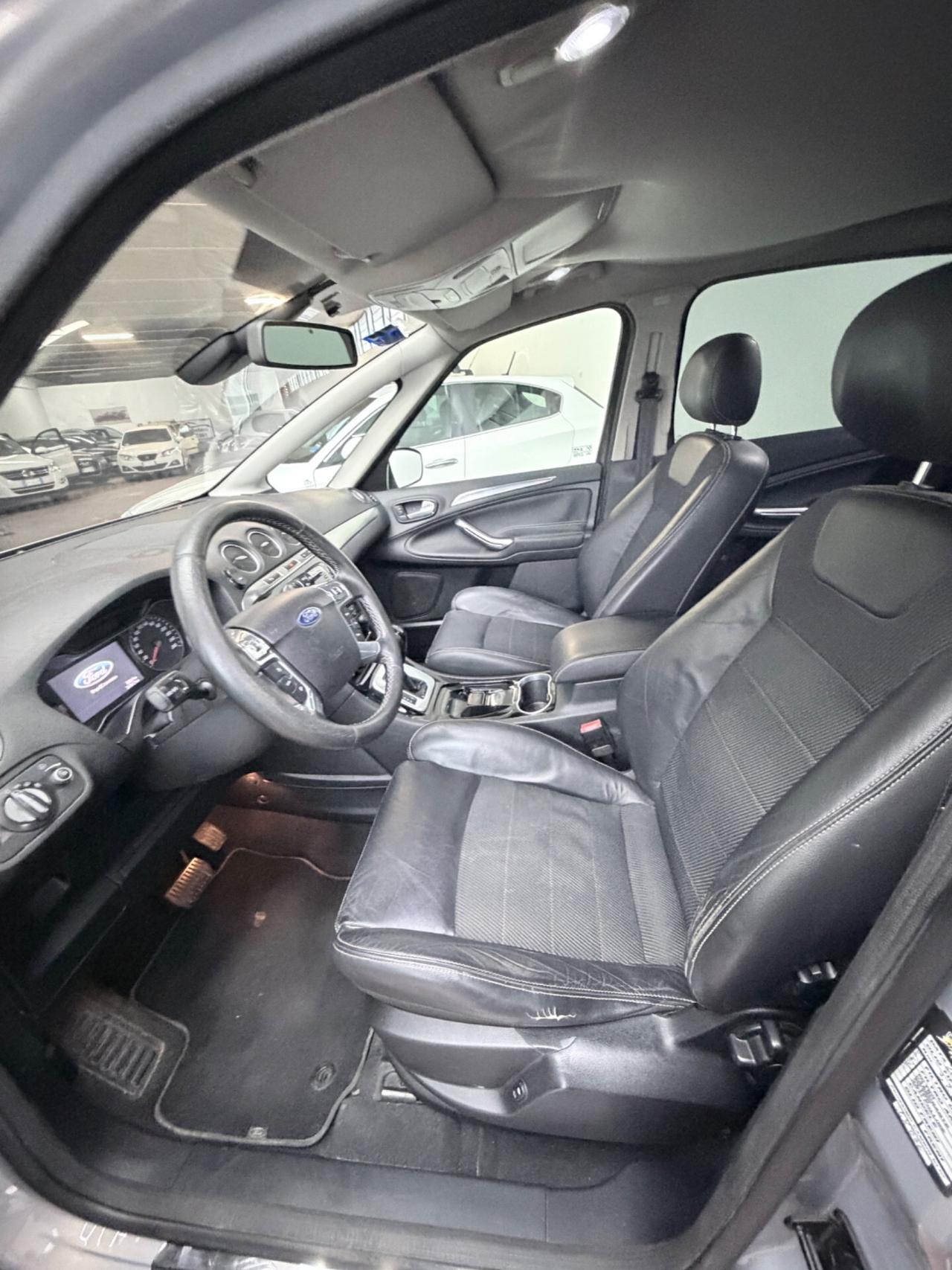 Ford S-Max 2.0 TDCi 163CV Titanium 7 posti