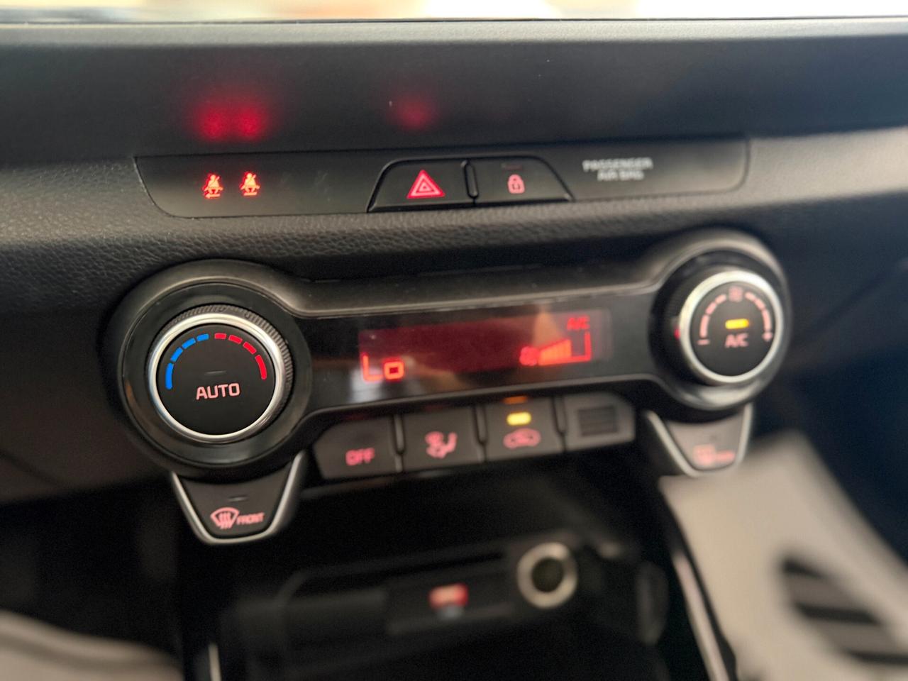 Kia Stonic 1.0 T-GDi 100 CV MHEV MT GT Line
