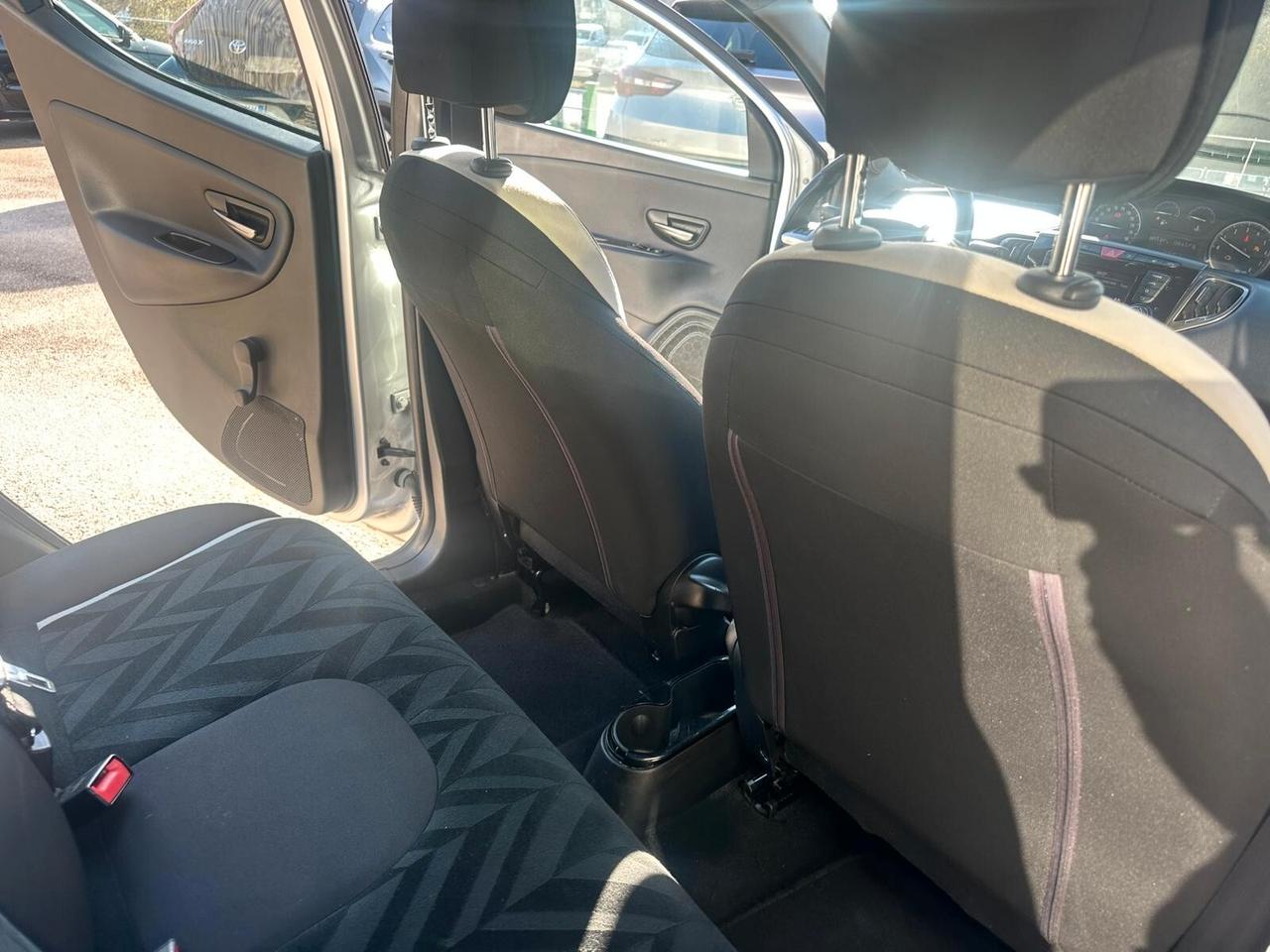 Lancia Ypsilon 1.2 GPL 69 CV 5 porte Platinum NEOPATENTATI