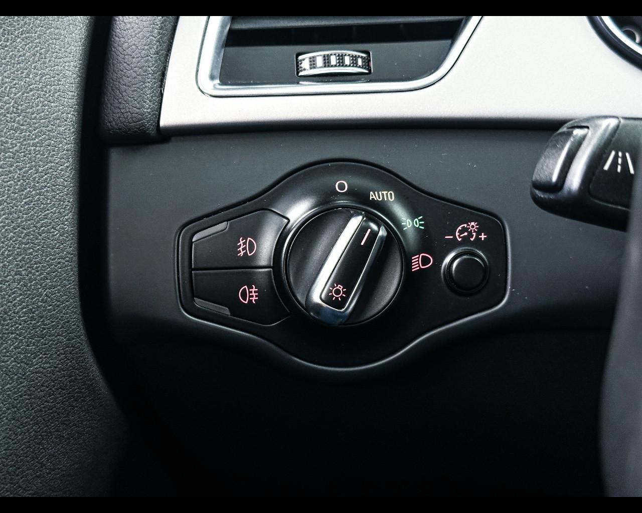 AUDI A4 4ª serie - A4 Avant 2.0 TDI 177 CV quattro S tronic