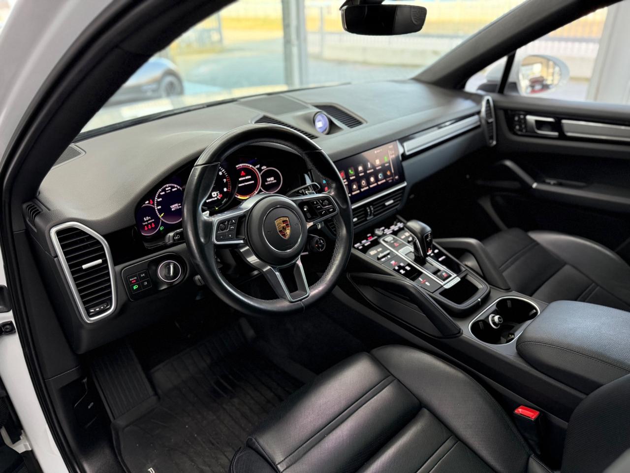 Porsche Cayenne 3.0 V6 E-Hybrid Platinum Edition IVA ESPOSTA