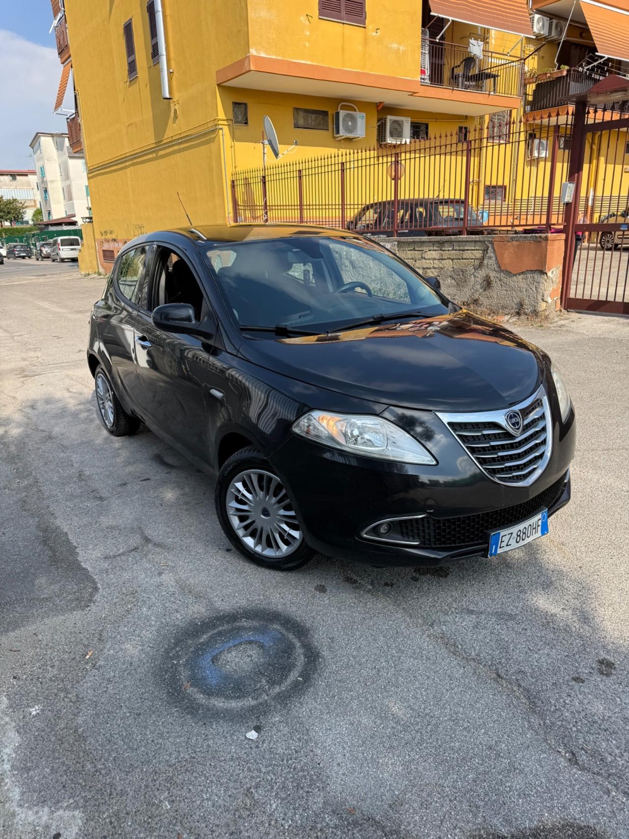 Lancia Ypsilon 1.3 MJT 16V 95 CV 5 porte S&S Elle