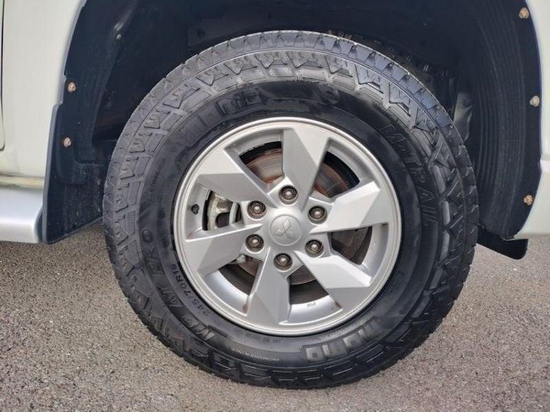 Mitsubishi L200 L200 2.3 D Double Cab 4x4 Easy Select Invite Connect con Gancio traino!!