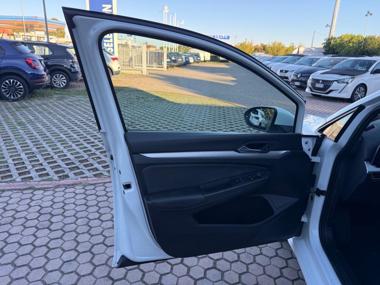 Golf 2.0 TDI DSG 115 CV SCR Life