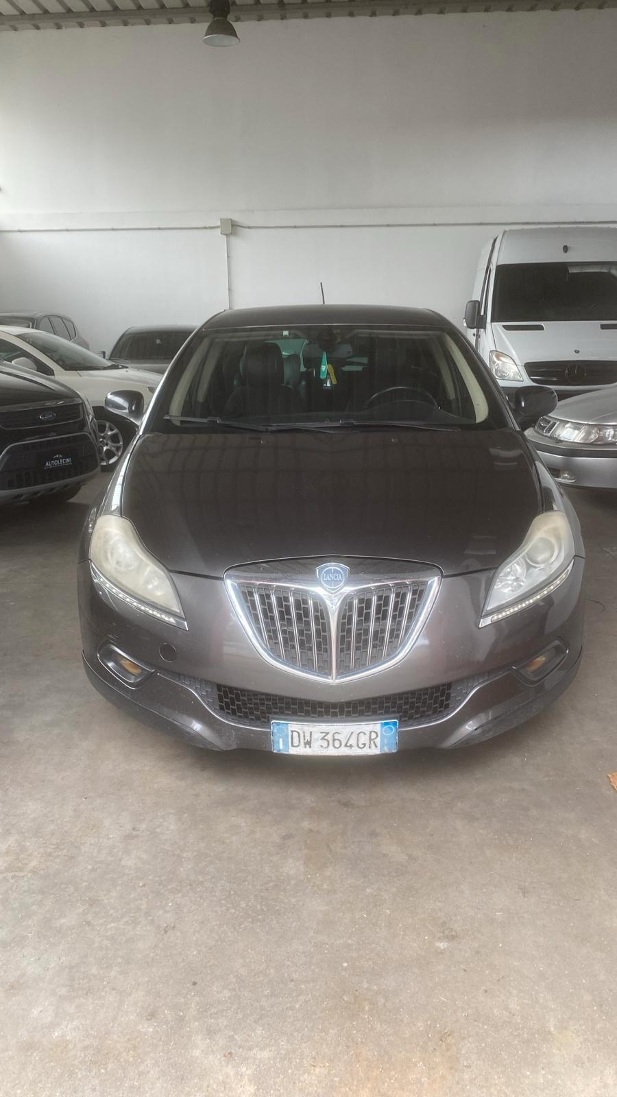 Lancia Delta 1.9 MJT Twinturbo DPF Oro