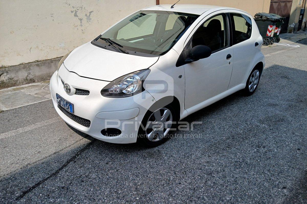 TOYOTA Aygo 1.0 12V VVT-i 5 porte Now Connect