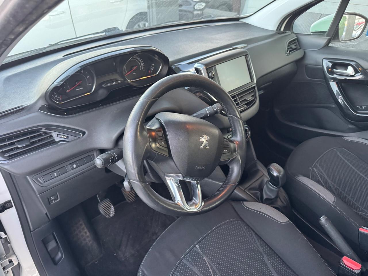 Peugeot 208 1.4 HDi 68 CV 5 porte Van Pack