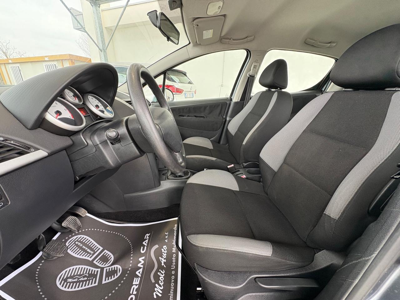 Peugeot 207 1.4 HDi 70CV 5p. Energie