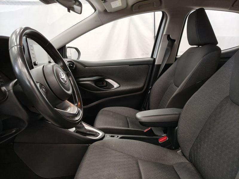 Toyota Yaris Hybrid Active MY21