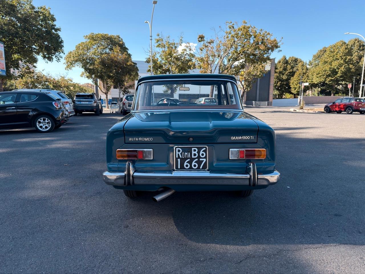 Alfa Romeo Giulia 1300 TI