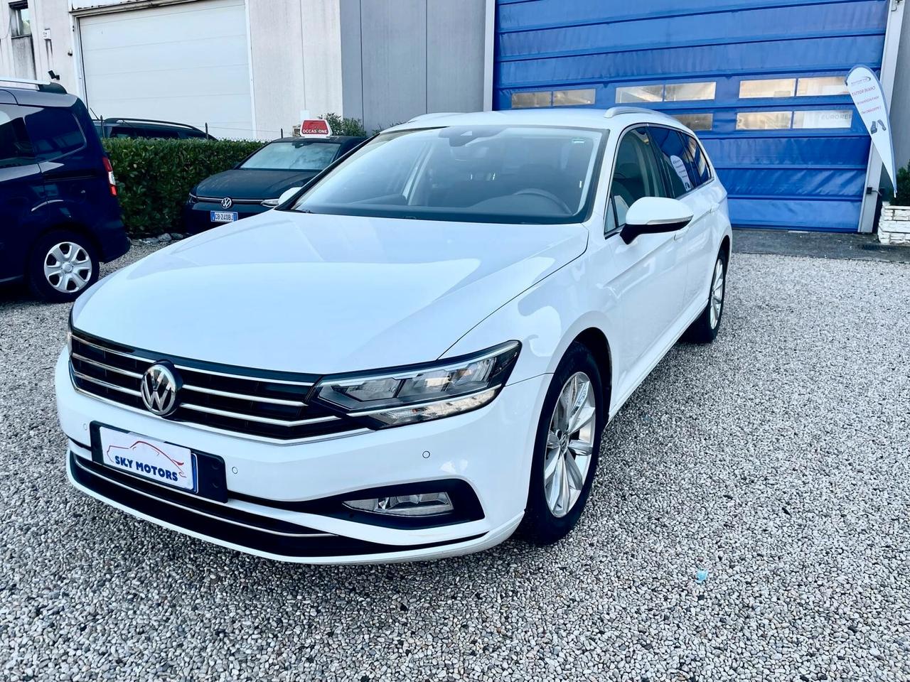 Volkswagen Passat Variant 1.6 TDI SCR DSG Business BMT