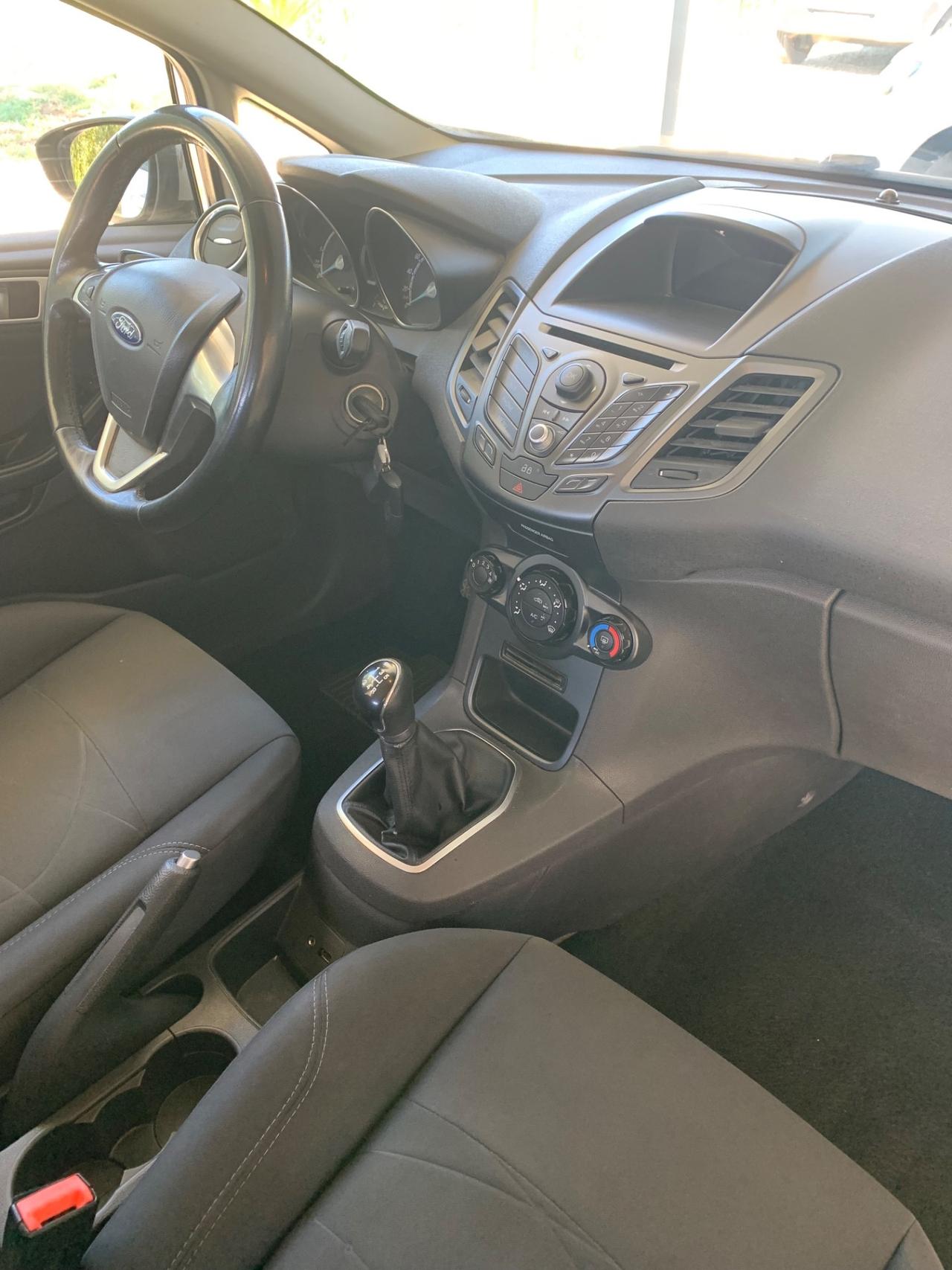 Ford Fiesta 1.5 TDCi 75CV 5 porte 120000KM