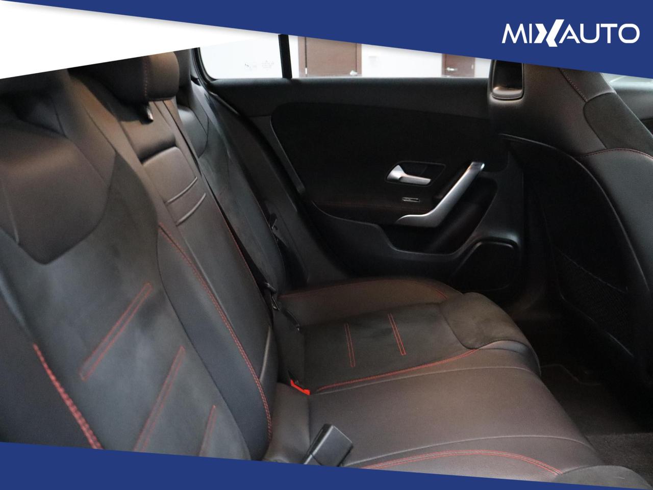 Mercedes-Benz A 180 D AMG Line Premium auto