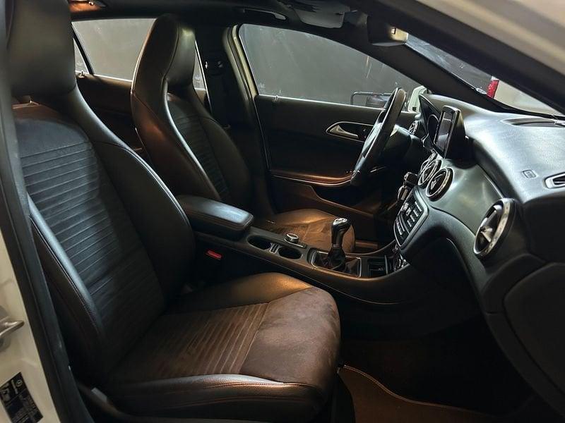 Mercedes-Benz GLA 200 CDI Premium
