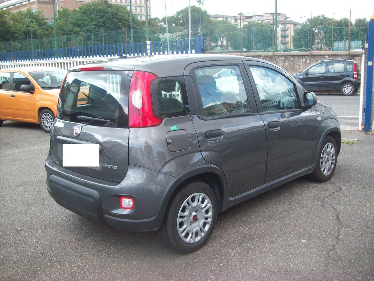 Fiat Panda 1.0 FireFly S&S Hybrid Garmin