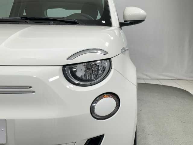 Fiat 500 500e Berlina 42kWh KM ZERO
