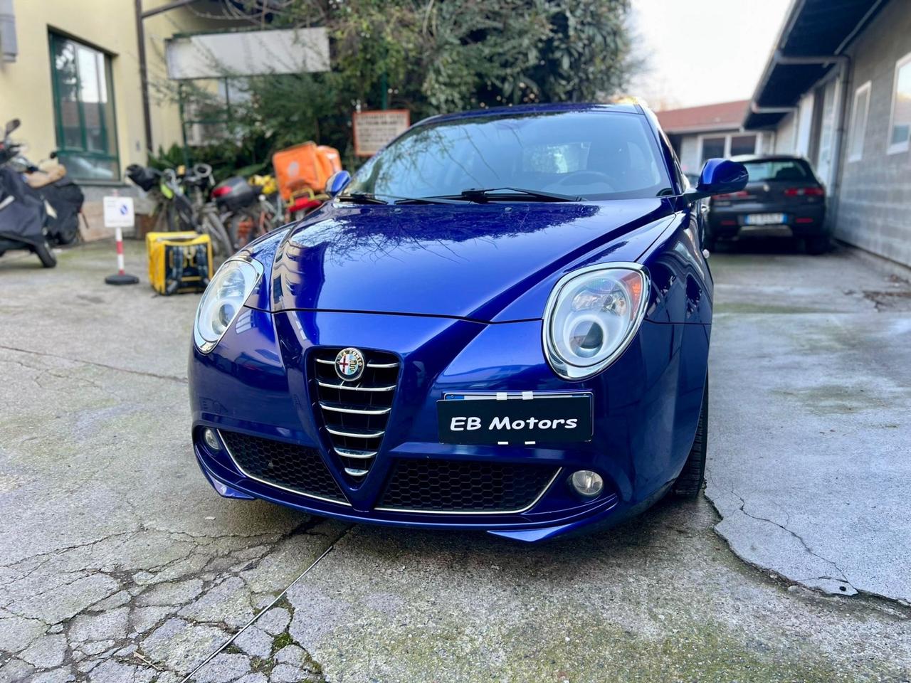 Alfa Romeo MiTo 1.4 79CV Distinctive Premium Pack