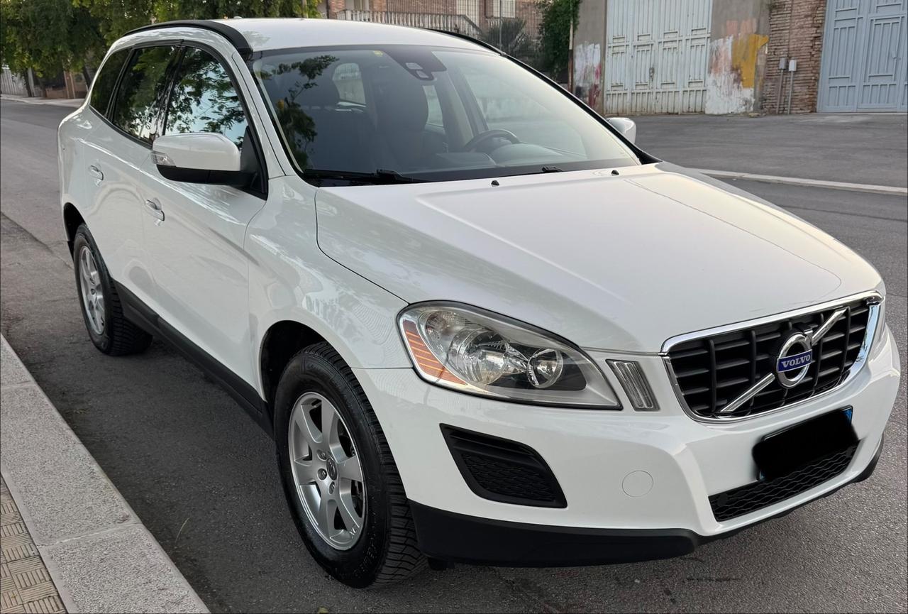 Volvo XC 60 XC60 D5 AWD Kinetic