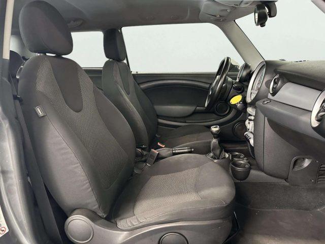 MINI One 1.4 16V One (55kW)