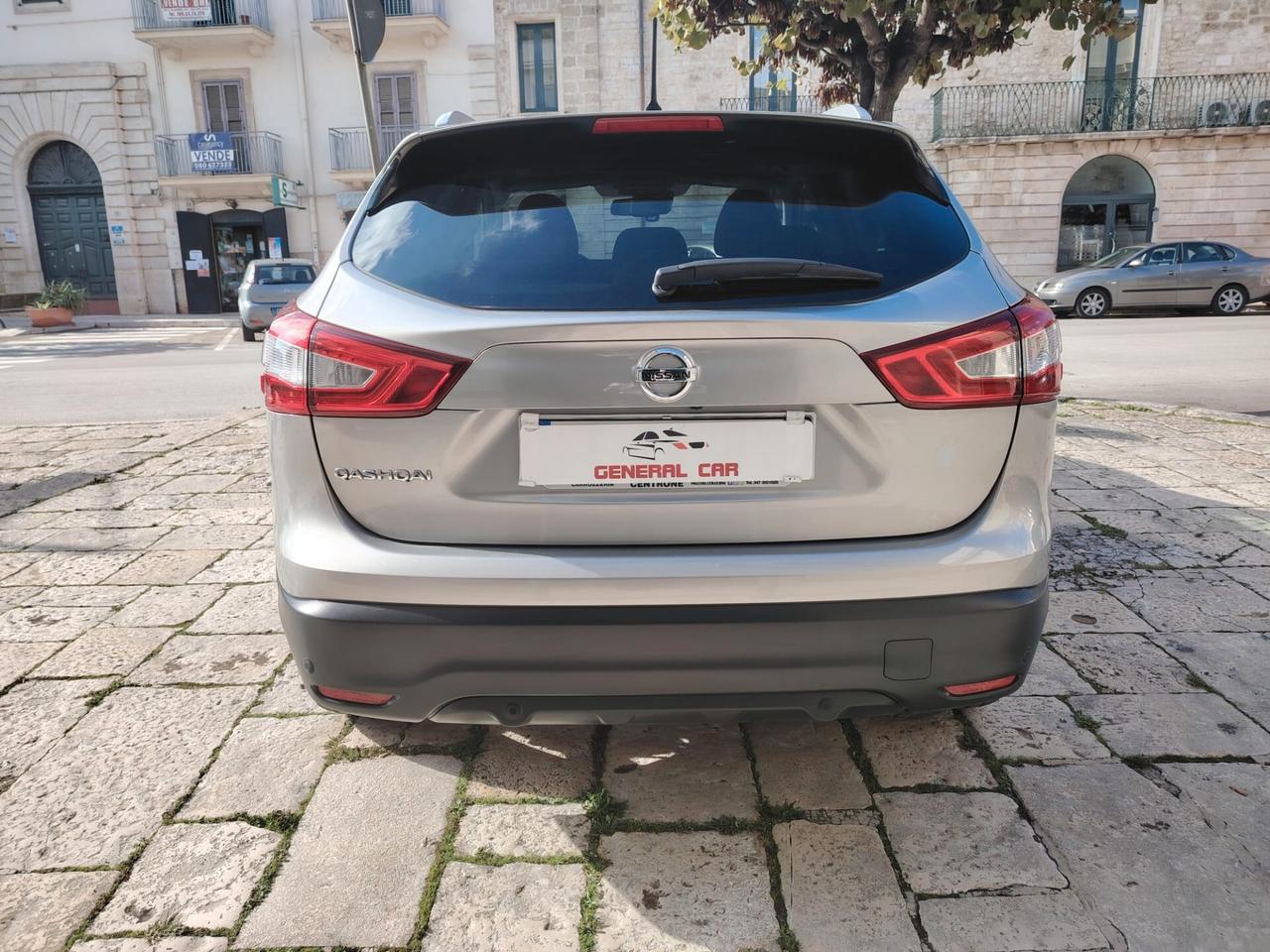 Nissan Qashqai 1.5 dCi N-Connecta