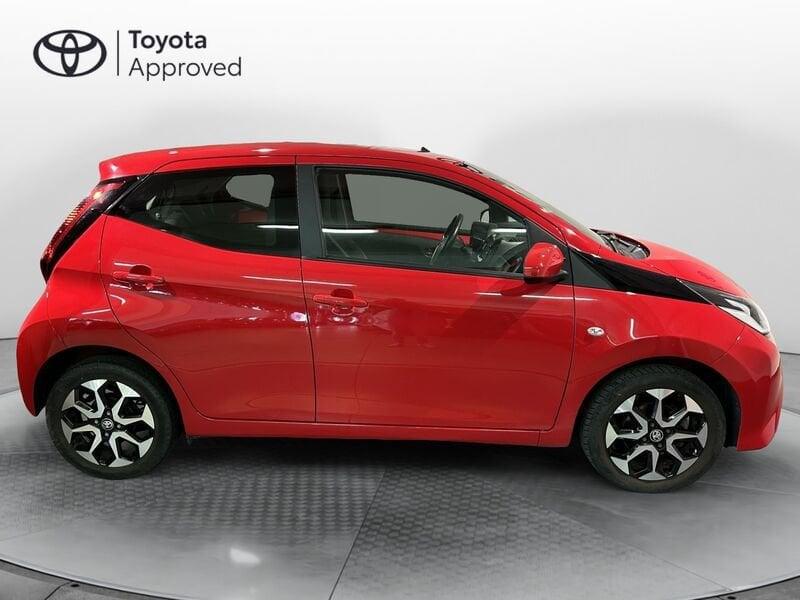 Toyota Aygo Connect 1.0 VVT-i 72 CV 5 porte x-fun X NEOPATENTATI