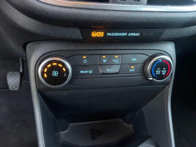 FORD Fiesta 1.1BENZ 75 CV 5 porte Titanium OK NEOPATENTATI