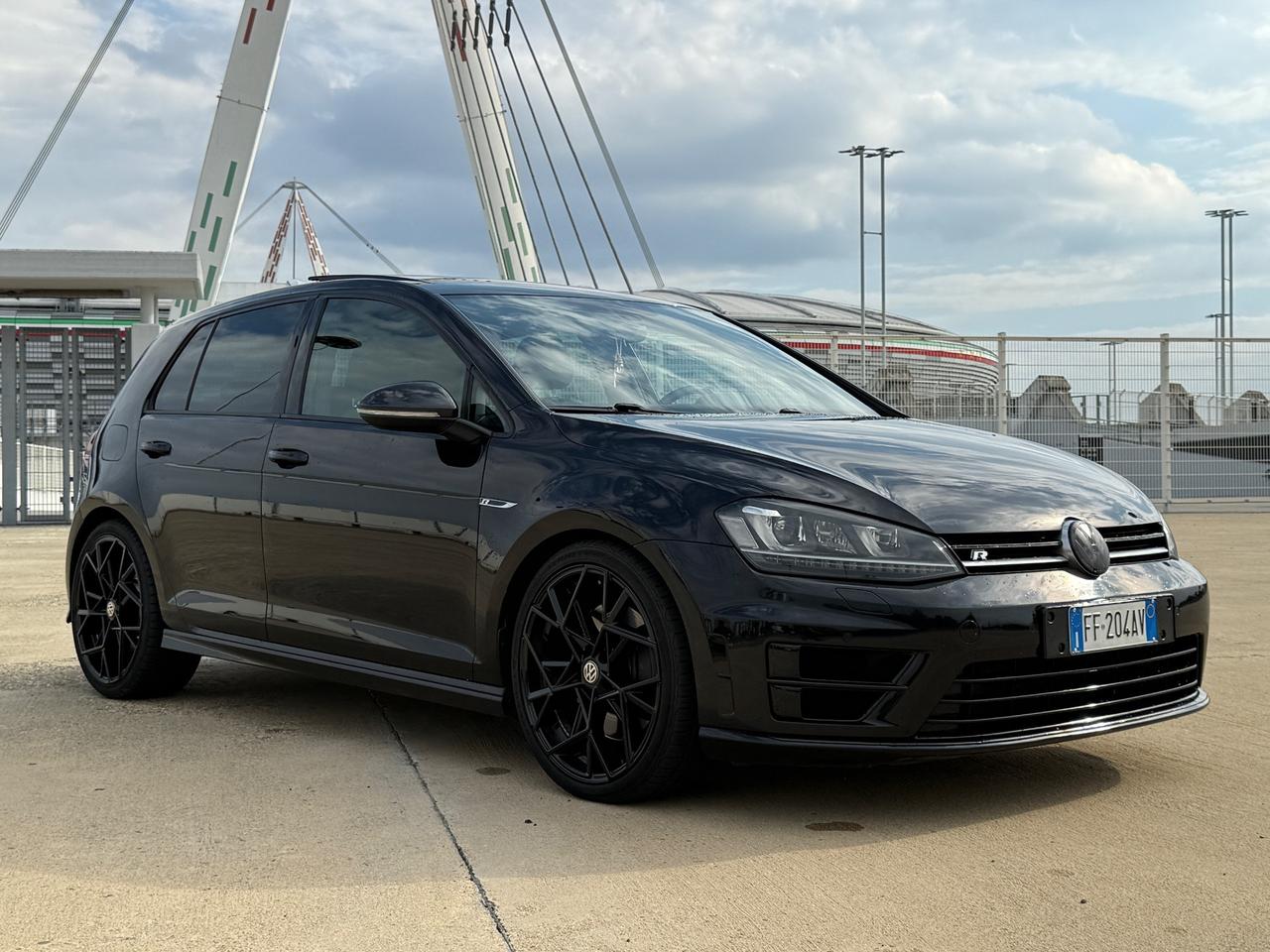Volkswagen Golf R 2.0 TSI DSG 5p.