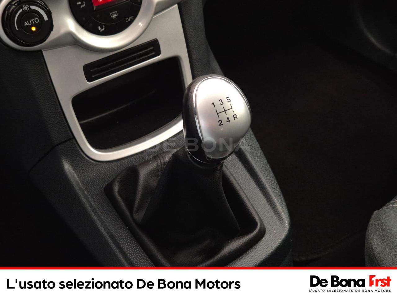 Ford Fiesta 5p 1.2 16v titanium c/esp e5