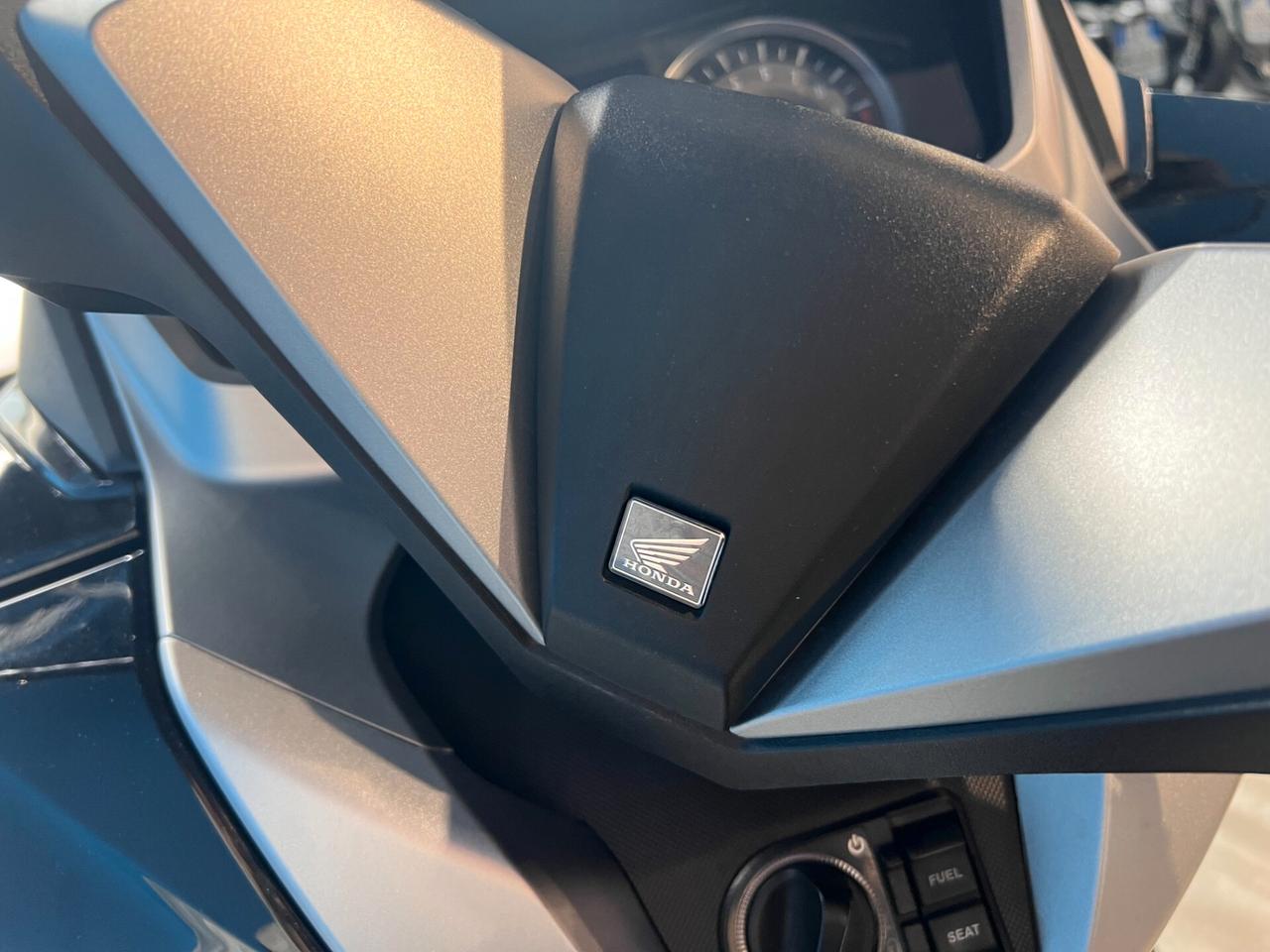 Honda Forza 300