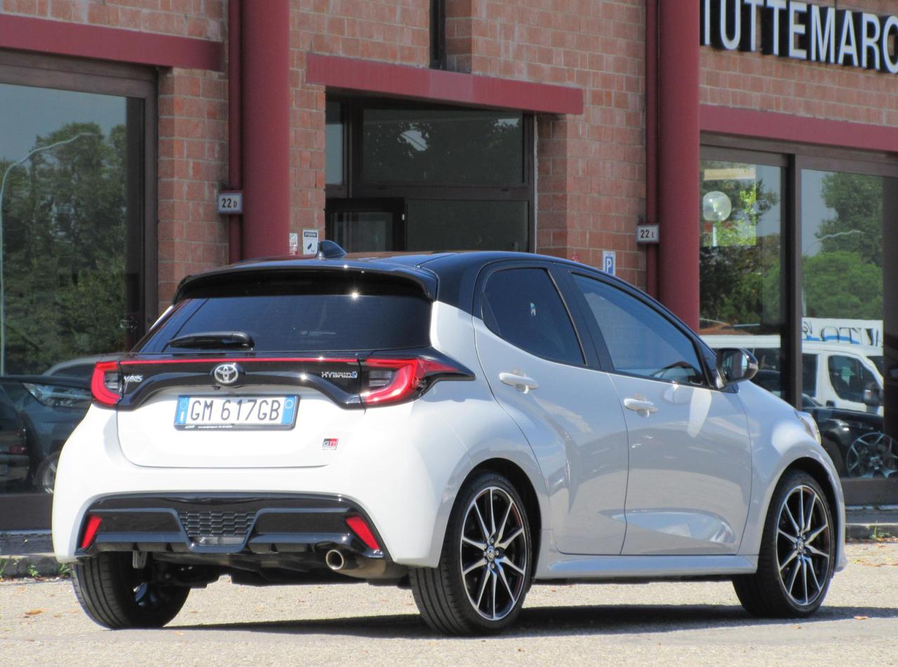 Toyota Yaris 1.5h GR Sport