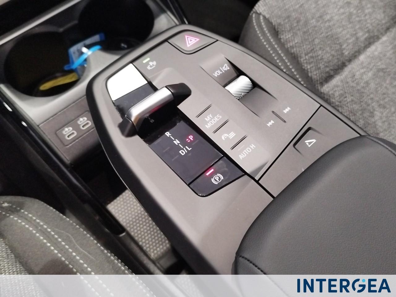BMW X1 sdrive20i mhev 48V auto