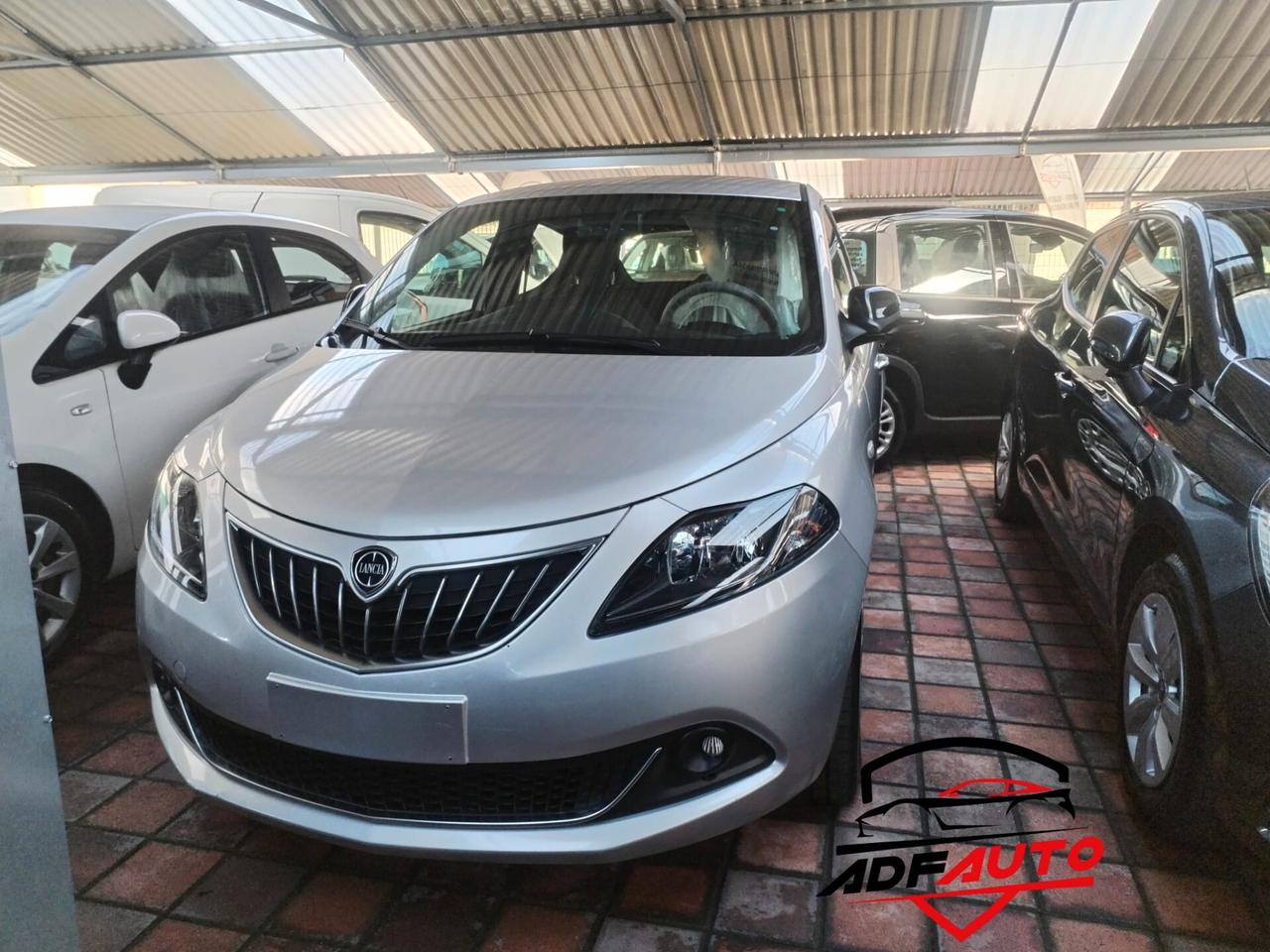 Lancia Ypsilon 1.0 FireFly 5 porte S&S Hybrid Ecochic Gold