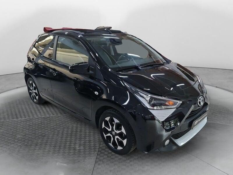 Toyota Aygo Connect 1.0 VVT-i 72 CV 5 porte x-wave