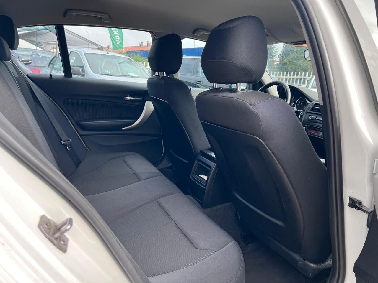 Bmw 114 114d 5p. Unique
