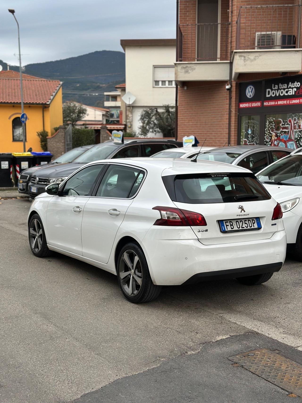 Peugeot 308 BlueHDi 150 S&S Business