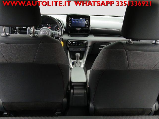 TOYOTA Yaris 1.5 Hybrid 5 porte Business