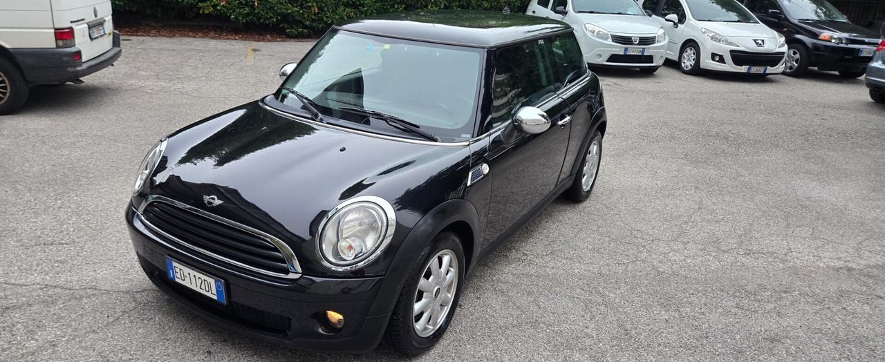 Mini 1.6 16V One (55kW)