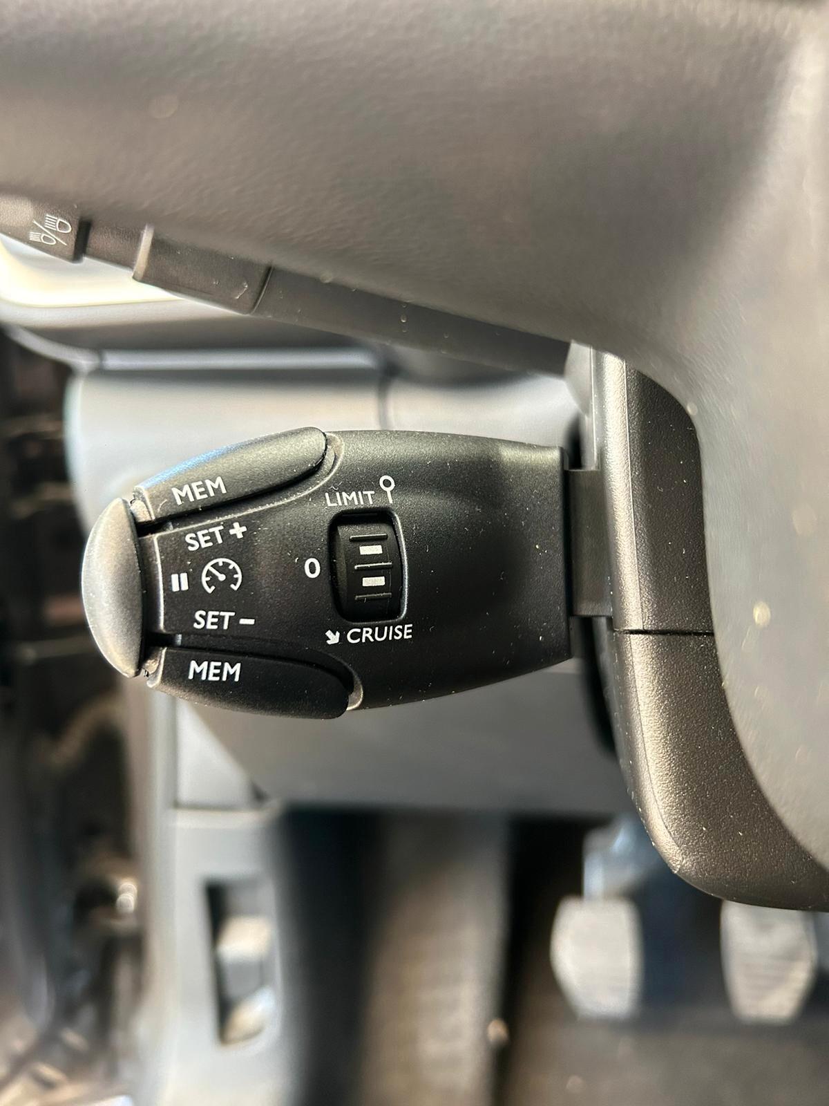 Citroen C3 1.2 benzina 83 CV Shine