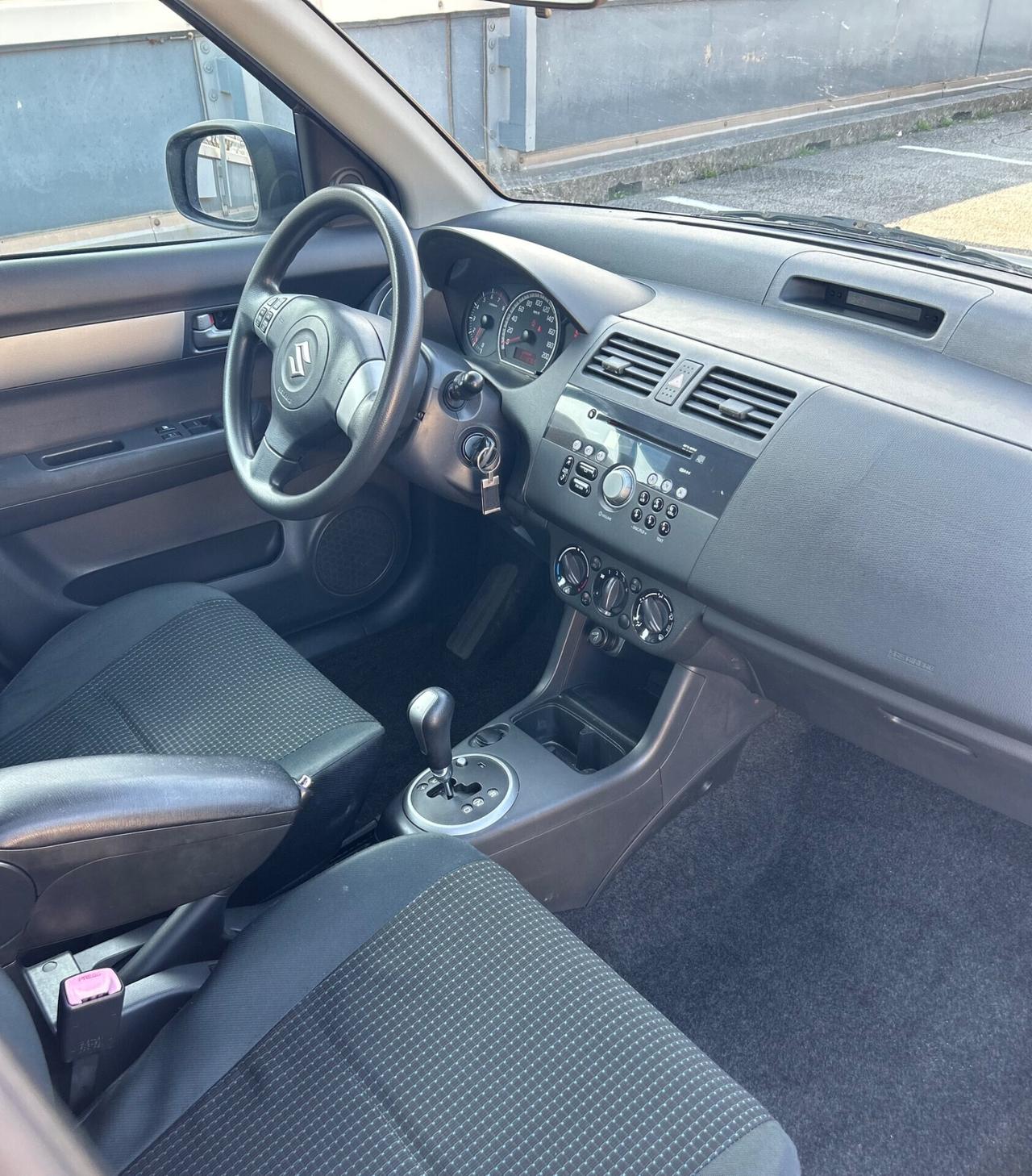 Suzuki Swift 1.3 Neopatentati CAMBIO AUTOMATICO