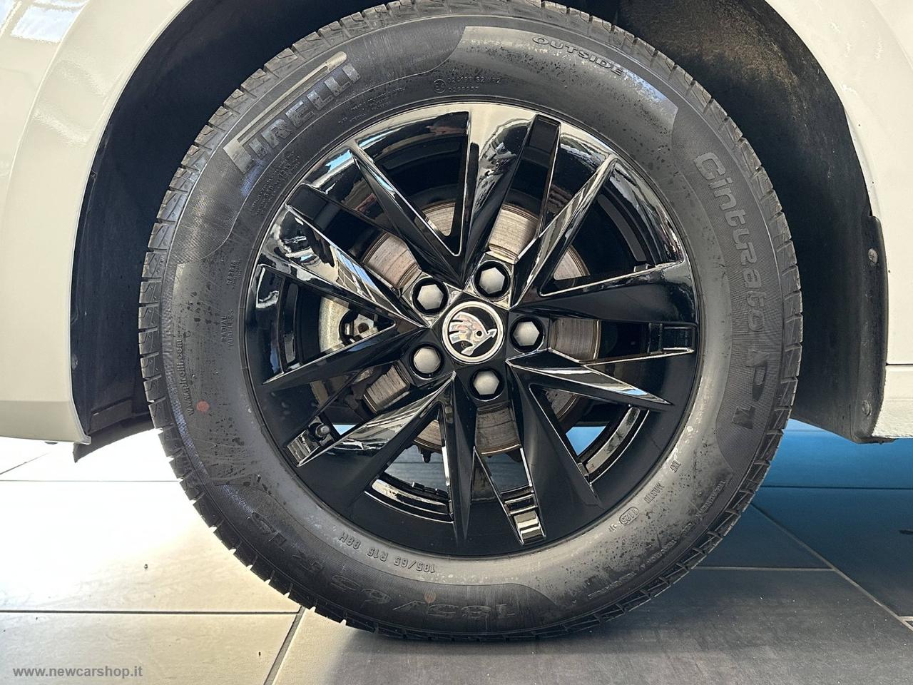 SKODA Fabia 1.0 MPI EVO 80 CV Ambition NEOPATENTATI