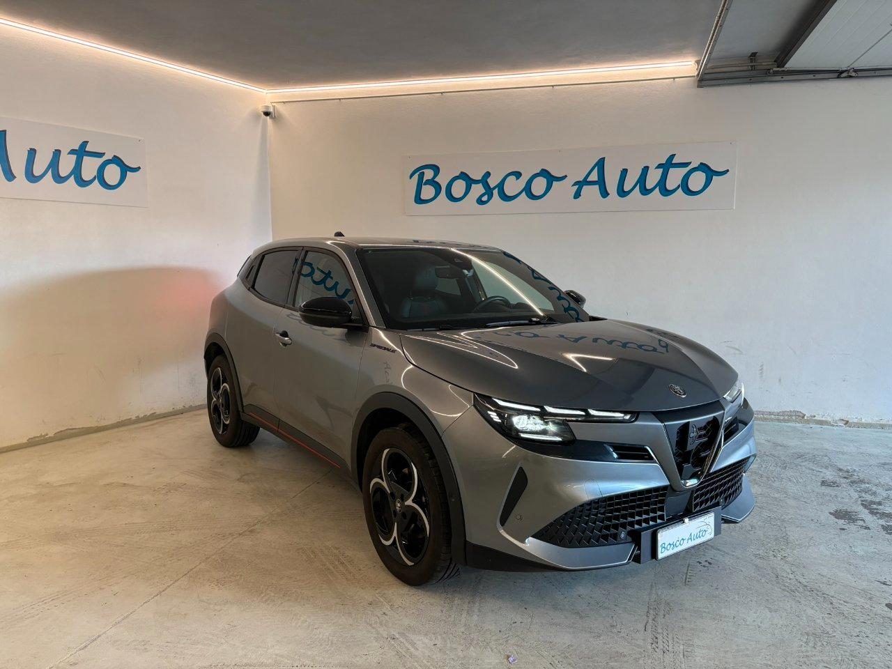 Alfa Romeo Junior 1.2 ibrida Speciale 145cv edct6
