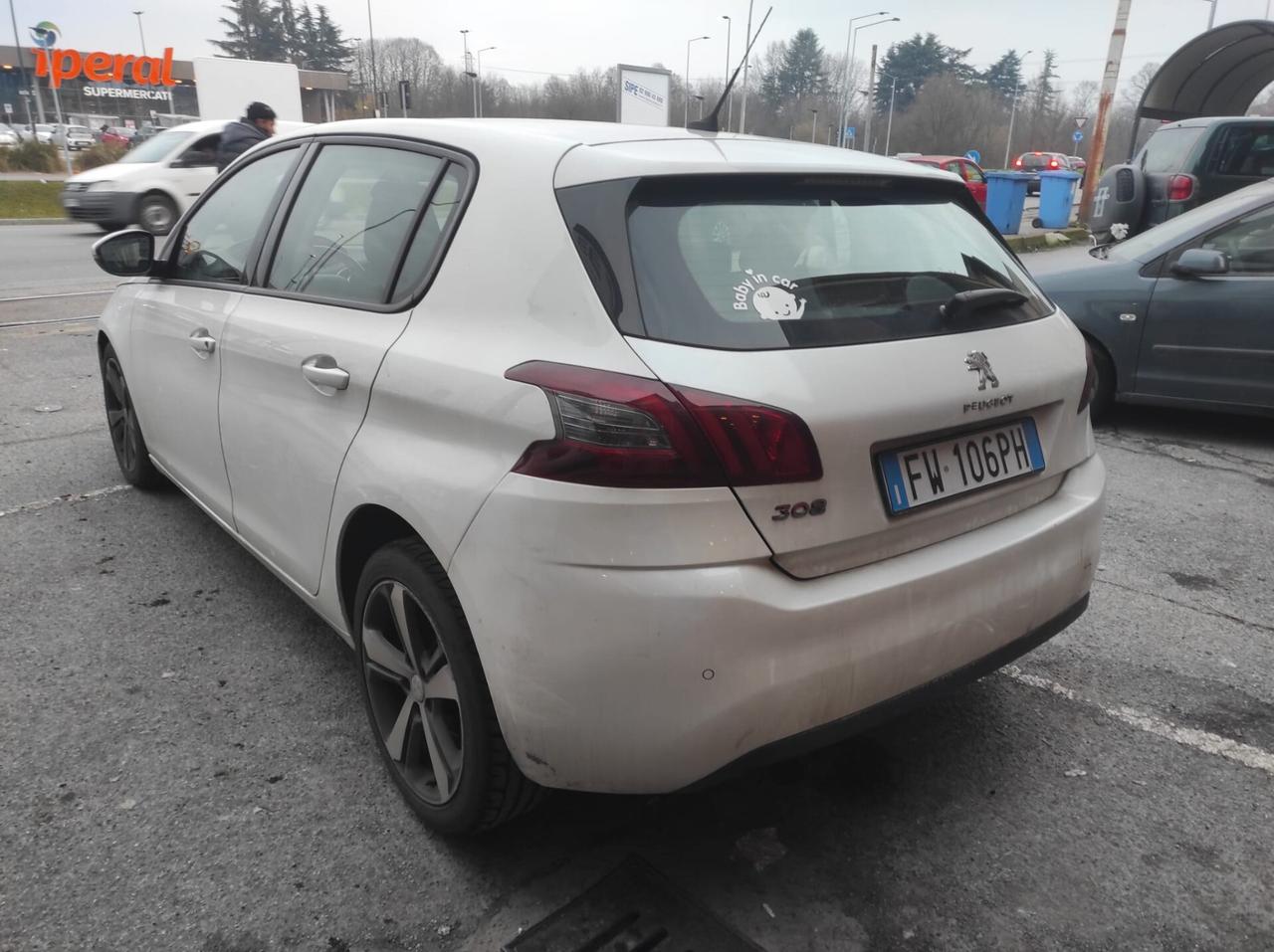 Peugeot 308 BlueHDi 100 S&S Business