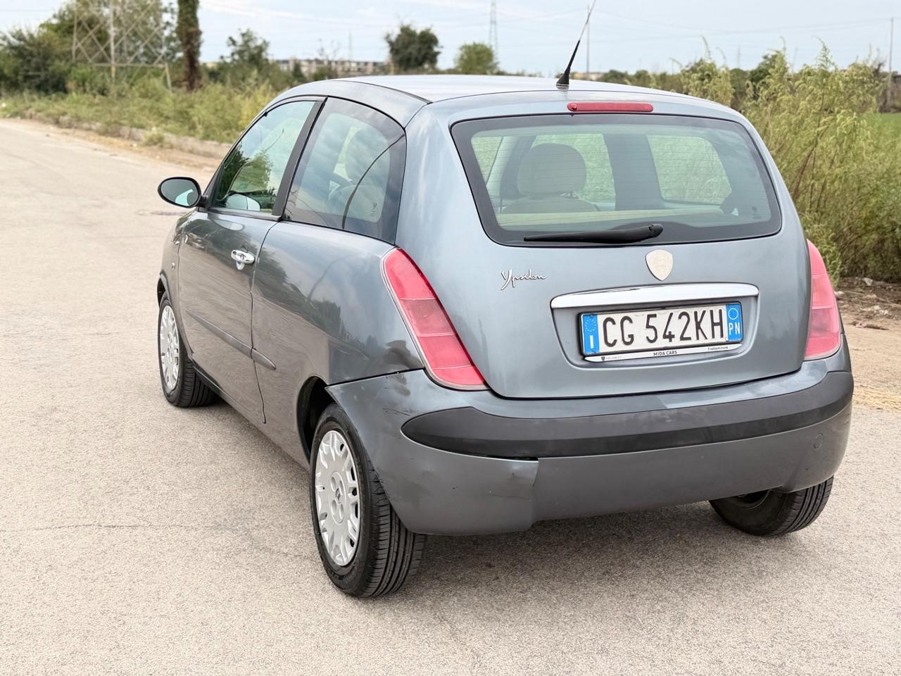 Lancia Y 1.2i cat Elefantino Blu