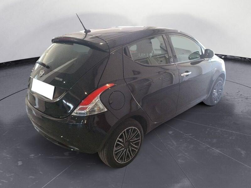 Lancia Ypsilon 3ª serie 1.0 FireFly 5 porte S&S Hybrid Gold