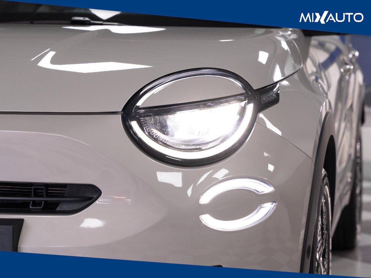 Fiat 600 1.2 Hybrid La Prima 110CV Auto