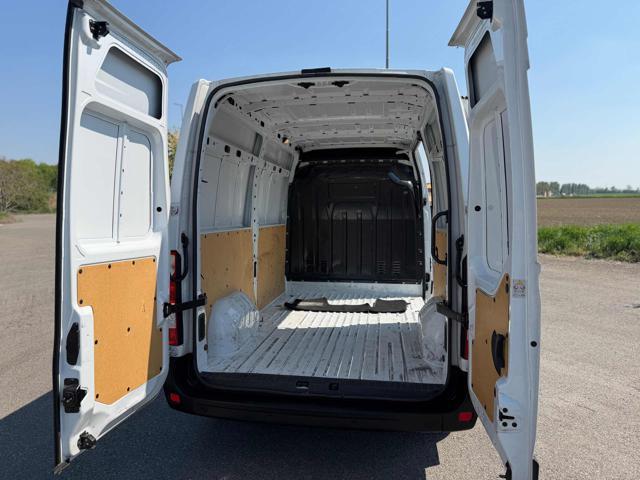 RENAULT Master T35 2.3 dCi 135 PM-TM ?PERFETTO?