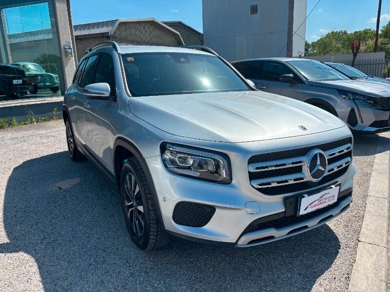 MERCEDES GLB (X247) GLB 200 d Automati...