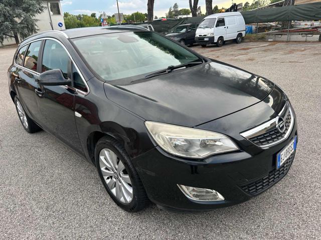 OPEL Astra 1.7 CDTI 125CV Sports Tourer Cosmo Bellissima