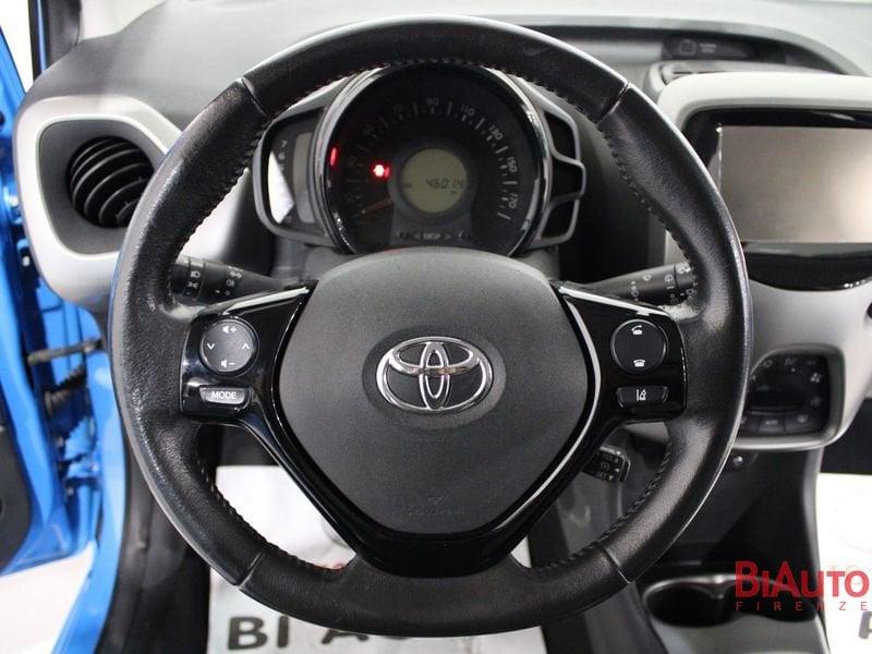 Toyota Aygo Aygo 1.0 VVT-i 69 CV 5 porte x-play TSS